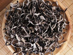 Nấm mèo khô thái sợi
